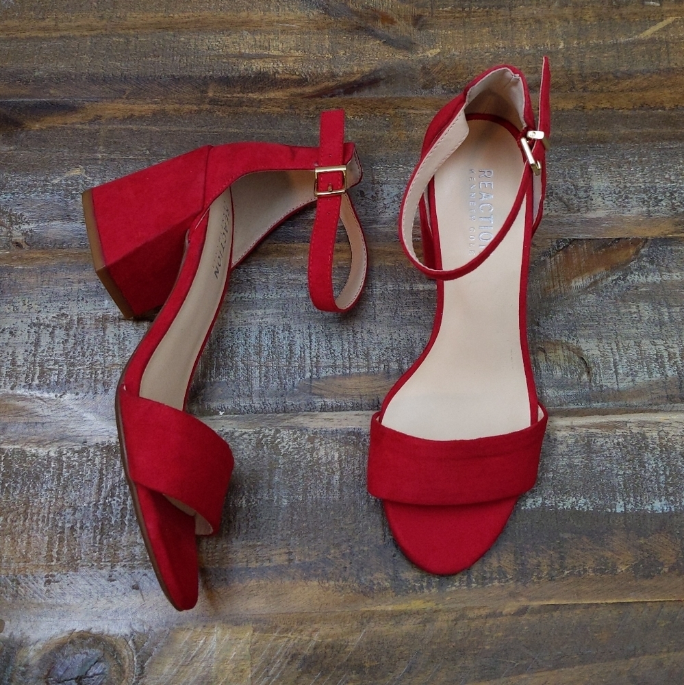🆕🌿KENNETH COLE SANDALS🌿 - Picture 3 of 10